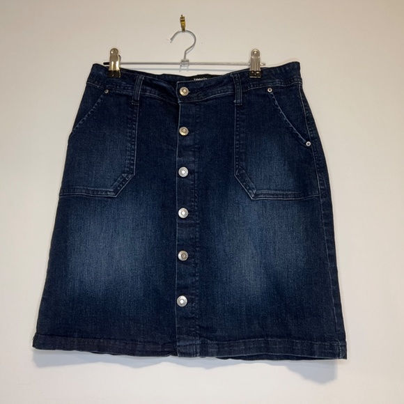 Kensie Button Up Blue Denim Jean Mini Skirt Size M - Picture 2 of 16